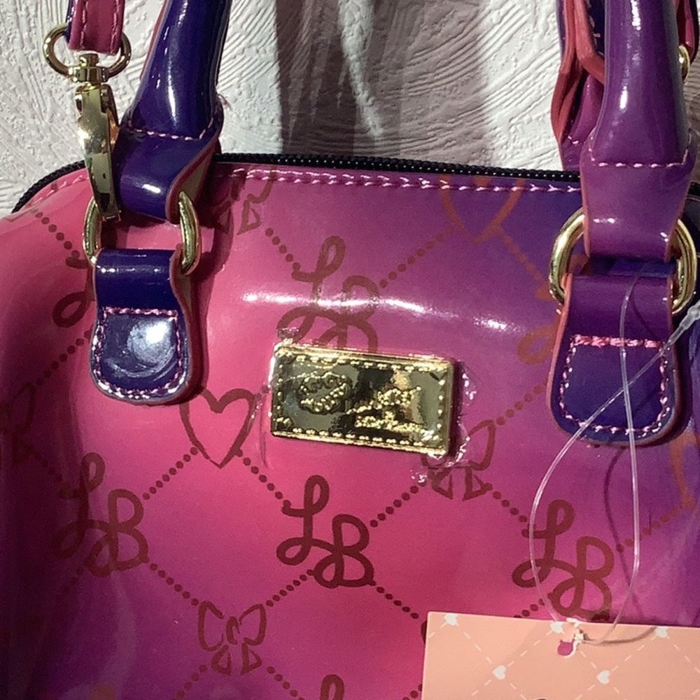 Betsey Johnson NEW - Mini barrel bag - ombre fuchsia - carry in hand or w/ strap - Picture 4 of 14